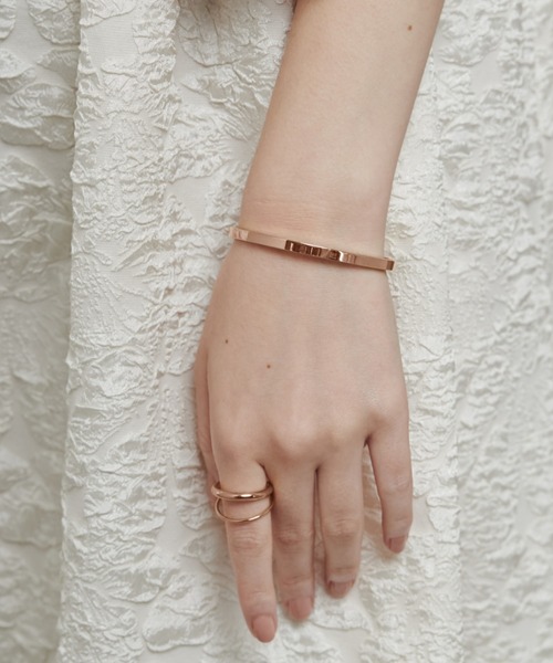 ciite' surgical stainless(シーテサージカルステンレス)の「【 金属アレルギー対応 】 ハートビジュー シンプルブレスレット / バングル サージカルステンレス(ブレスレット・レディース・シルバー/ゴールド・FREE)」の22枚目の写真