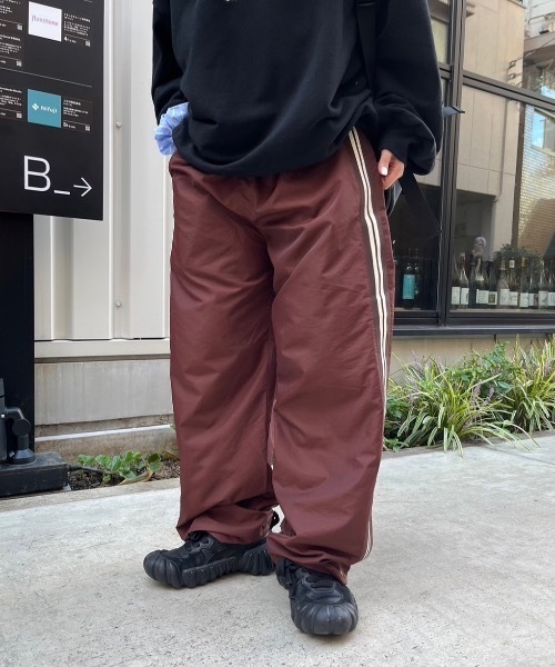 nemne store（ネンネストア）の「【keel】ラインナイロンパンツ（その他パンツ・レディース・ネイビー/ブラウン・SMALL/MEDIUM）」の8枚目の写真