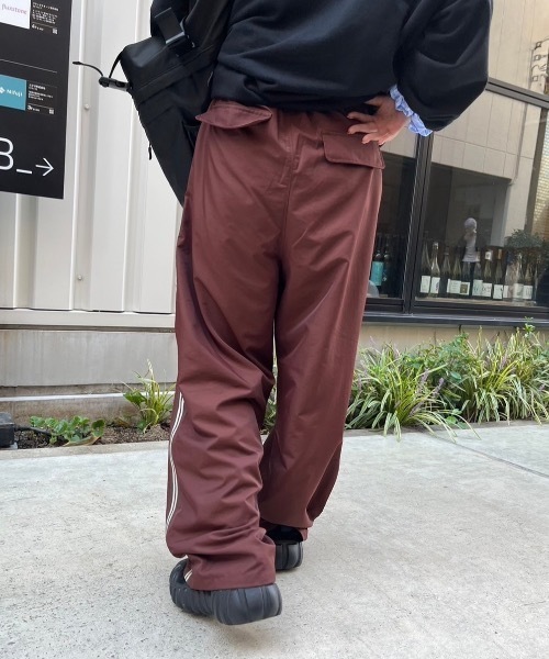 nemne store（ネンネストア）の「【keel】ラインナイロンパンツ（その他パンツ・レディース・ネイビー/ブラウン・SMALL/MEDIUM）」の5枚目の写真