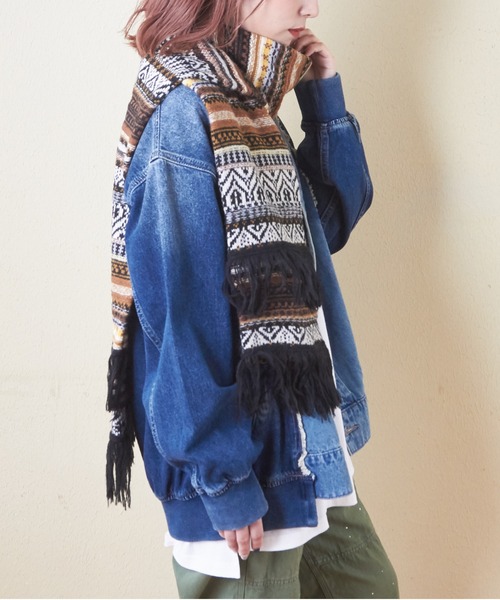 CUBE SUGAR（キューブシュガー）の「ピーチヤーンジャガードニットマフラー（マフラー・レディース・ナチュラル/ネイビー/ブラック・M）」の6枚目の写真