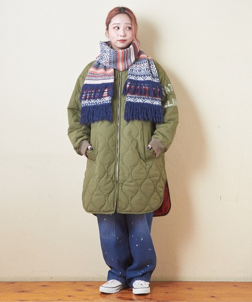 CUBE SUGAR（キューブシュガー）の「ピーチヤーンジャガードニットマフラー（マフラー・レディース・ナチュラル/ネイビー/ブラック・M）」の9枚目の写真