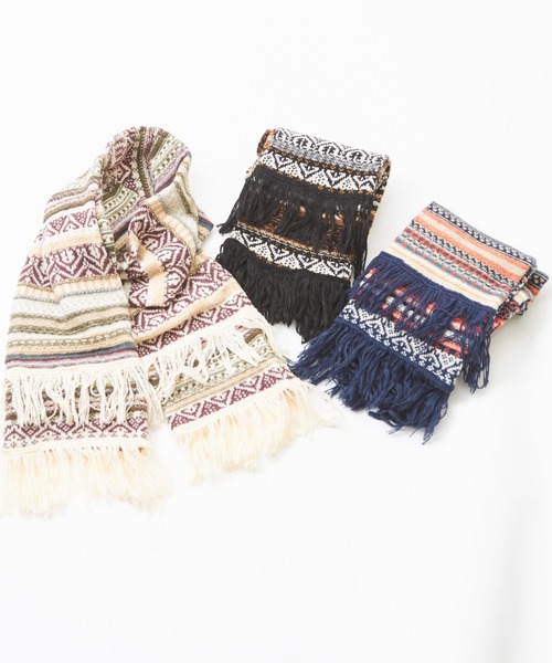 CUBE SUGAR（キューブシュガー）の「ピーチヤーンジャガードニットマフラー（マフラー・レディース・ナチュラル/ネイビー/ブラック・M）」の13枚目の写真