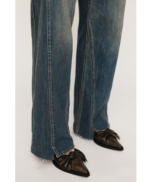 SLYスライDOUBLE BELT WIDE FLARE ジーンズデニム デニム DOUBLE BELT WIDE FLARE PT－C(506376886) | スライ(SLY) - d