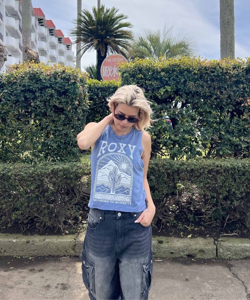 ROXY（ロキシー）の「SAGUARO HLMT 2/ロキシープリントタンクトップ（タンクトップ・レディース・ブルー・SMALL/X-SMALL）」の2枚目の写真