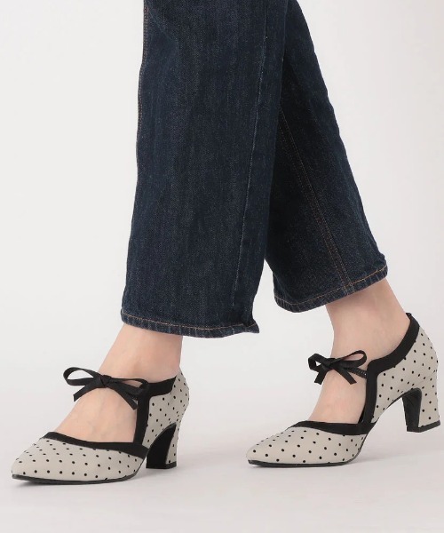 Launa lea(ラウナレア)の「【26春新カラー】◇日本製◇ 6cmリボンメリージェンパンプス(0577,0577A)(パンプス・レディース・ブラック/アイボリー/ブラックミックス/ベージュ系その他/ホワイト系その他/ライトグレー/ブラック系その他・22.0cm/22.5cm/23.0cm/23.5cm/24.0cm/24.5cm/25.0cm)」の1枚目の写真