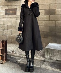 ファー付ロングダッフルコート