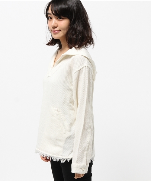 OUTLET（アウトレット）の「【Kastane】カルゼフリンジフードプルオーバー（シャツ/ブラウス・レディース・ピンク/レッド/ホワイト/カーキ・FREE）」の14枚目の写真