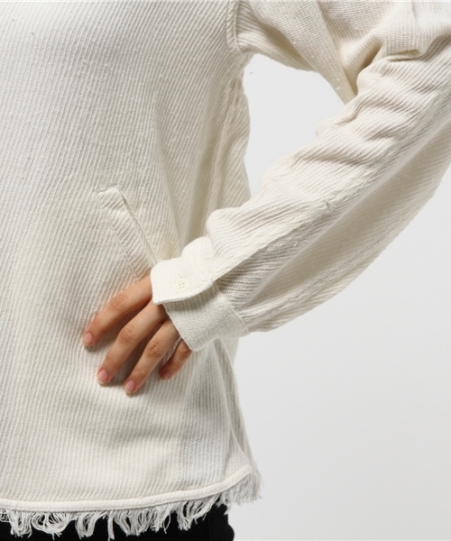 OUTLET（アウトレット）の「【Kastane】カルゼフリンジフードプルオーバー（シャツ/ブラウス・レディース・ピンク/レッド/ホワイト/カーキ・FREE）」の9枚目の写真