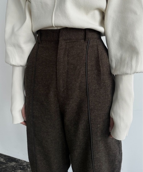 lawgy（ラウジー）の「wool like mix curve pants / ウールライクミックスカーブパンツ（その他パンツ・レディース・チャコール/ブラウン・FREE）」の5枚目の写真
