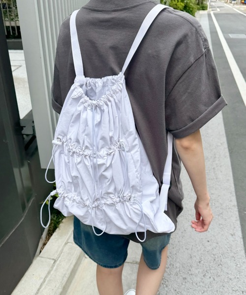 SOLLON.(ソルロン)の「ダブルギャザードロストナップサック(バックパック/リュック・レディース・ブラック/ホワイト/グレー/ホワイト系その他/ブラック系その他・FREE)」の18枚目の写真