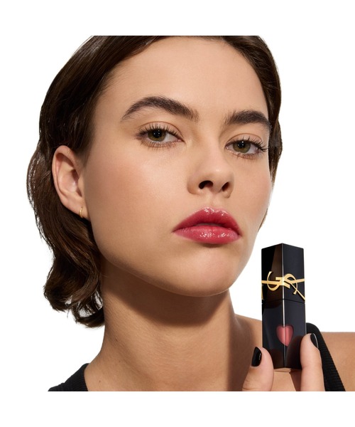 Yves Saint Laurent Beaute(イヴ・サンローラン・ボーテ)の「【新色登場】YSL ザ インクス ヴィニルクリーム(口紅/リップティント/グロス・レディース・614 - ブラウン イグニション/44 ヌードラヴァリエール/440-ブラッシュ コネクション/620 - ピーチ サブバージョン/622 - プラム リベレーション/403 - フューシャ ディメンション/621 - レッド アドレーション/610 - ヌード チャンピョン/611 - モーヴ プロヴォケーション/416 - チリ プロヴォケーション/443 - ポップ ザ ヌード/444 - ディジー ベリー・FREE)」の18枚目の写真