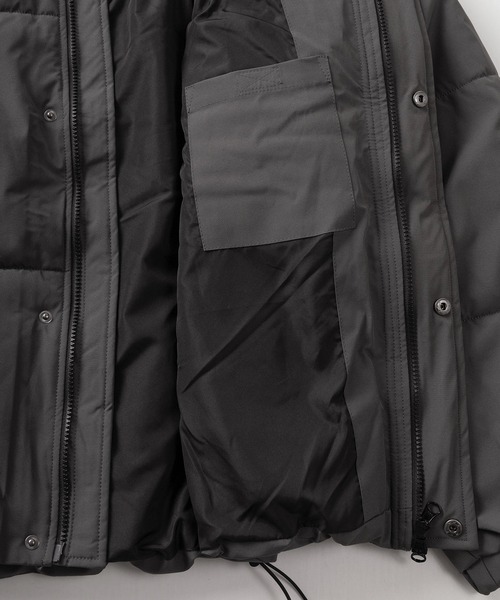 make a ray!(メイク ア レイ!)の「スタンド ファイバーダウン パファージャケット/ スタンドジャケット/ビッグシルエット/ ドローコード付/【撥水】【防風】(ダウンジャケット/コート・メンズ・チャコールグレー/セージグリーン/ブラック・L/M/XL)」の15枚目の写真