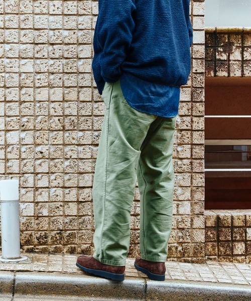 ADAM ET ROPE'（アダムエロペ）の「【WILD LIFE TAILOR】バックサテン ベイカー パンツ（その他パンツ・メンズ・スミクロ/カーキ・L/S/M）」の15枚目の写真