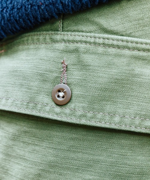 ADAM ET ROPE'（アダムエロペ）の「【WILD LIFE TAILOR】バックサテン ベイカー パンツ（その他パンツ・メンズ・スミクロ/カーキ・L/S/M）」の22枚目の写真