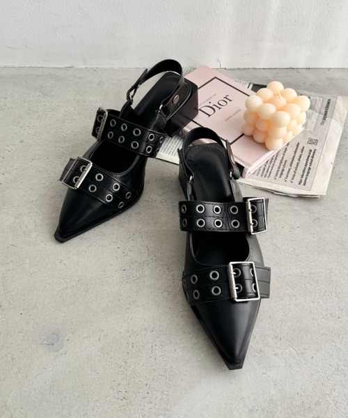 Loueme（ルエム）の「ハトメベルトダブルストラップミュール（パンプス・レディース・ブラック/アイボリー・24.5cm/23.5cm）」の21枚目の写真