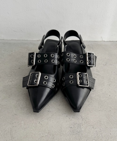 Loueme（ルエム）の「ハトメベルトダブルストラップミュール（パンプス・レディース・ブラック/アイボリー・24.5cm/23.5cm）」の15枚目の写真