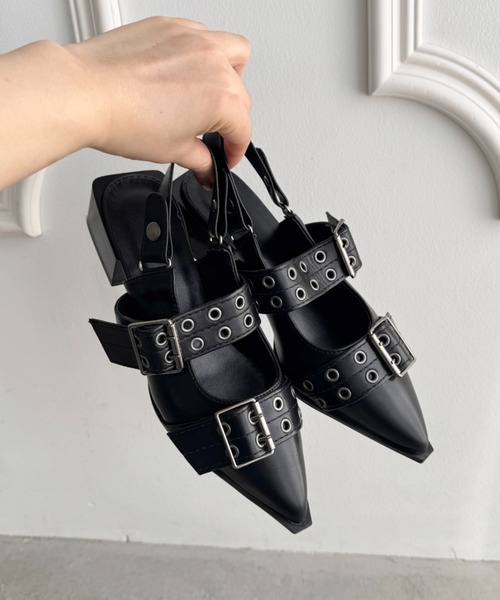 Loueme（ルエム）の「ハトメベルトダブルストラップミュール（パンプス・レディース・ブラック/アイボリー・24.5cm/23.5cm）」の20枚目の写真