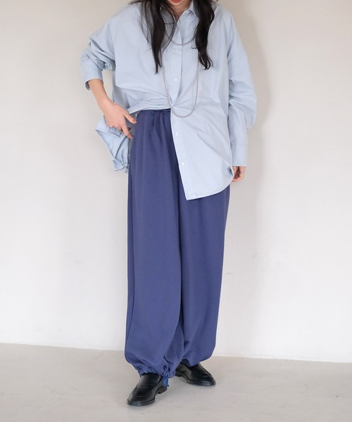 AKTE（アクテ）の「ボリュームスウェットパンツ（スウェットパンツ・レディース・ネイビー/オフホワイト・1/2）」の14枚目の写真