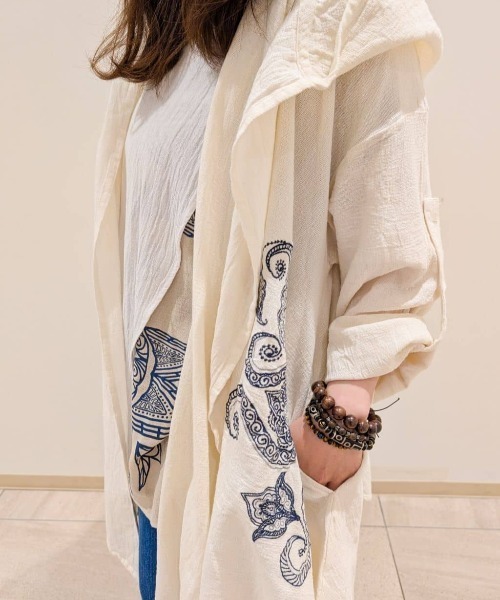 チャイハネ(チャイハネ)の「【チャイハネ】メンヘンディ刺繍MEN'Sカーディガン(カーディガン/ボレロ・メンズ・ベージュ/ホワイト/ブラック・FREE)」の10枚目の写真