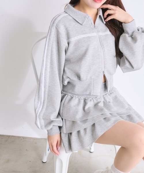 OLIVE des OLIVE(オリーブデオリーブ)の「トラックジャケットセットアップ(ワンピース・レディース・トップグレー/ネイビー/オフホワイト/サックスブルー/ブラック・FREE)」の21枚目の写真