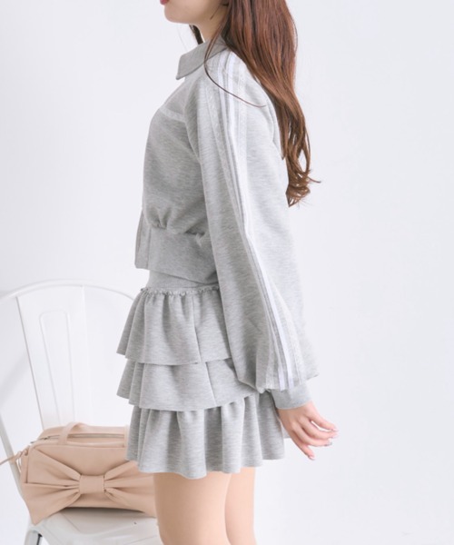 OLIVE des OLIVE（オリーブデオリーブ）の「トラックジャケット