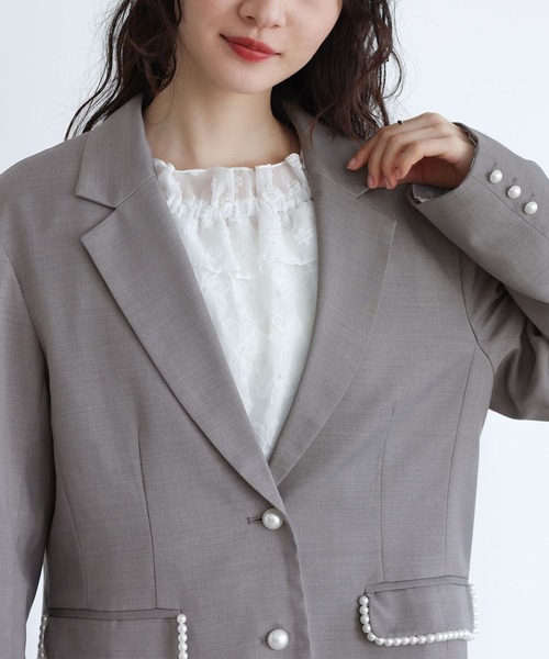 somari imagination(ソマリ イマジネーション)の「『フェイクパール付きテーラードジャケット』(テーラードジャケット・レディース・グレー/ブラック・2/1)」の6枚目の写真