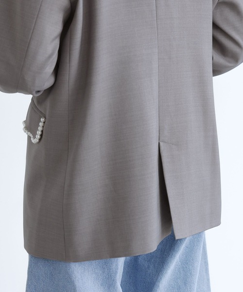 somari imagination(ソマリ イマジネーション)の「『フェイクパール付きテーラードジャケット』(テーラードジャケット・レディース・グレー/ブラック・2/1)」の9枚目の写真