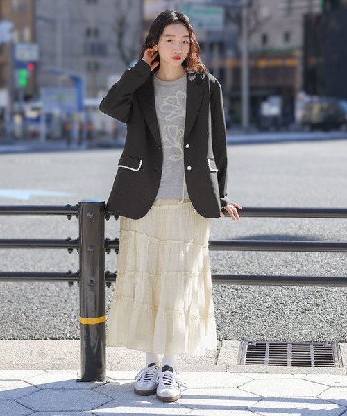 somari imagination(ソマリ イマジネーション)の「『フェイクパール付きテーラードジャケット』(テーラードジャケット・レディース・グレー/ブラック・2/1)」の11枚目の写真