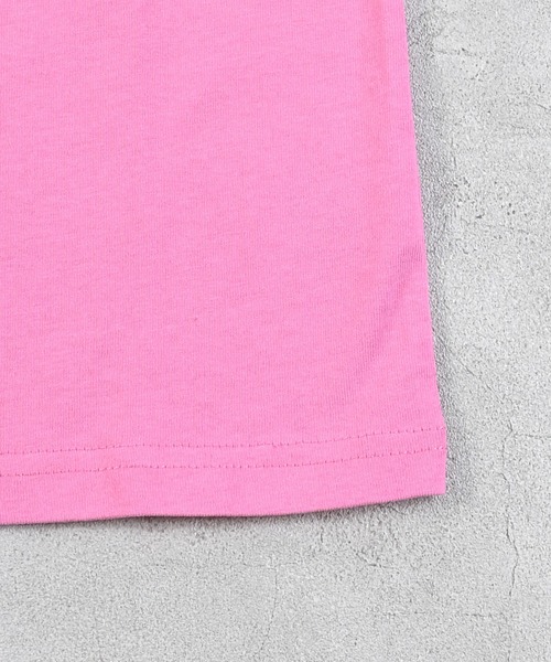 ジョジョの奇妙な冒険（ジョジョノキミョウナボウケン）の「【ジョジョの奇妙な冒険】別注Tシャツ/おとな（Tシャツ/カットソー・レディース・チャコール/ピンク/ブラック・160cm/180cm）」の22枚目の写真