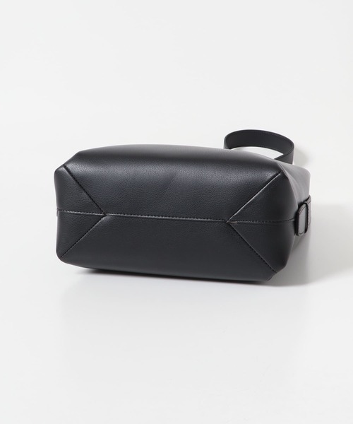 URBAN RESEARCH ROSSO WOMEN（アーバンリサーチ　ロッソ）の「ワンショルダートートバッグ（トートバッグ・レディース・ベージュ系その他/ブラック・-）」の8枚目の写真