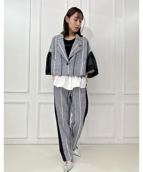 AVIE(アビィ)の「【ZOZO限定カラー】インポートチェックオーガンジースリーブジャケット(テーラードジャケット・レディース・ネイビー・38)」の5枚目の写真