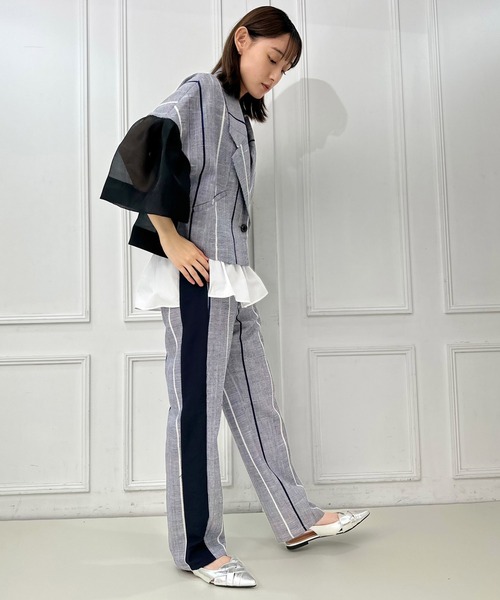 AVIE(アビィ)の「【ZOZO限定カラー】インポートチェックオーガンジースリーブジャケット(テーラードジャケット・レディース・ネイビー・38)」の3枚目の写真