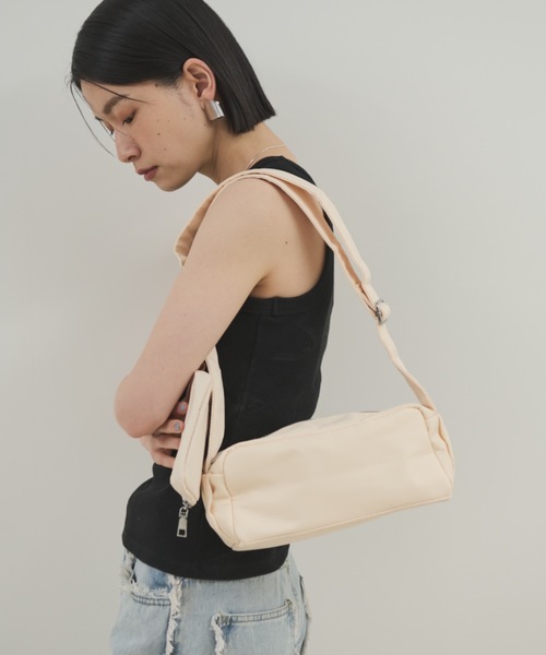 Shelly island（シェリーアイランド）の「ポーチ付きショルダーバッグ（ショルダーバッグ・レディース・ホワイト/ブラック・FREE）」の11枚目の写真