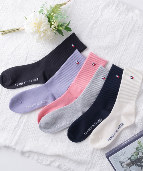 TOMMY HILFIGER（トミーヒルフィガー）の「【EC別注】TOMMY HILFIGER/トミーヒルフィガー ブランド ロゴ 靴下 ミドル丈 クルーソックス 2足セット 23cm 24cm 25cm（ソックス/靴下・レディース・その他1/その他2/その他3/アイボリー/ブラック・23-25cm）」の17枚目の写真