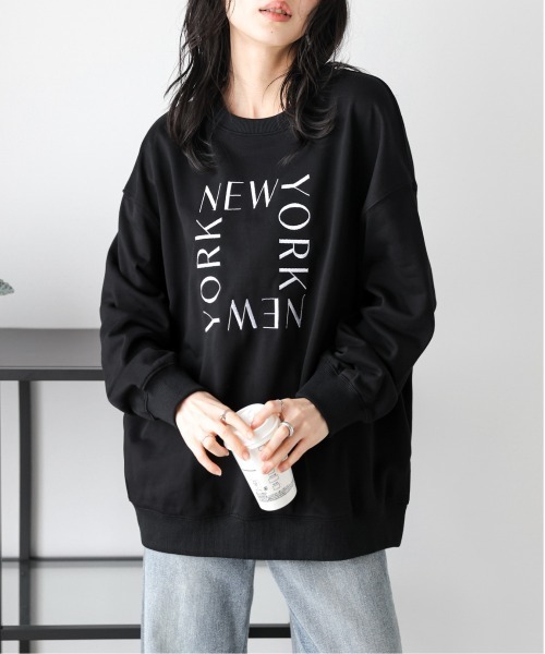 AMELY(エミリー)の「ロゴ刺繍 スウェットプルオーバー(スウェット・レディース・ブラック/グレー/ホワイト・フリー)」の1枚目の写真