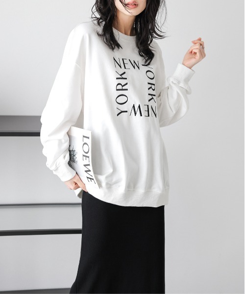AMELY(エミリー)の「ロゴ刺繍 スウェットプルオーバー(スウェット・レディース・ブラック/グレー/ホワイト・フリー)」の7枚目の写真