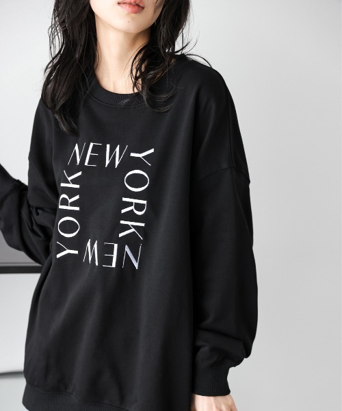 AMELY(エミリー)の「ロゴ刺繍 スウェットプルオーバー(スウェット・レディース・ブラック/グレー/ホワイト・フリー)」の12枚目の写真