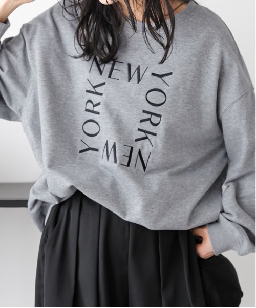 AMELY(エミリー)の「ロゴ刺繍 スウェットプルオーバー(スウェット・レディース・ブラック/グレー/ホワイト・フリー)」の18枚目の写真