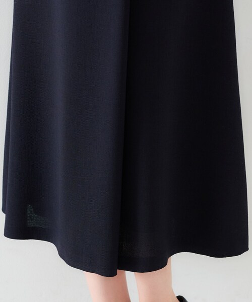 UNTITLED（アンタイトル）の「【セットアップ可/きれいめ】ドライタッチワンピース（ワンピース・レディース・オフホワイト/ナチュラル/ネイビー・00/01/02/03/04/42/44/46/48/50）」の22枚目の写真