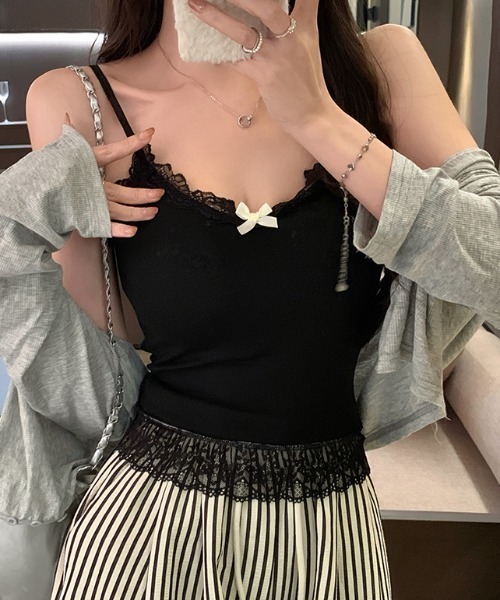 Mejoul（メジュール）の「【カップ付き】フリルレースシンプルリボンキャミソール（キャミソール・レディース・ブラック/ブラウン/ホワイト/グレー・F）」の17枚目の写真