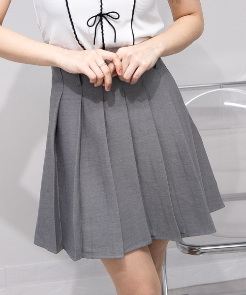 pumpkin port（パンプキンポート）の「バックシャーリング インパン付ミニプリーツスカート（スカート・レディース・アイボリー/ブラック/グレー・M）」の17枚目の写真