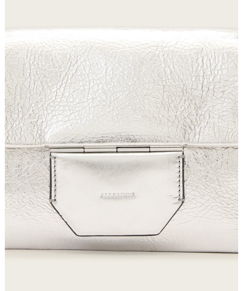 ALLSAINTS（オールセインツ）の「JUPITER LEATHER CROSSBODY BAG | JUPITER レザー クロスボディ バッグ（ショルダーバッグ・レディース・シルバー・ONE SIZE）」の6枚目の写真
