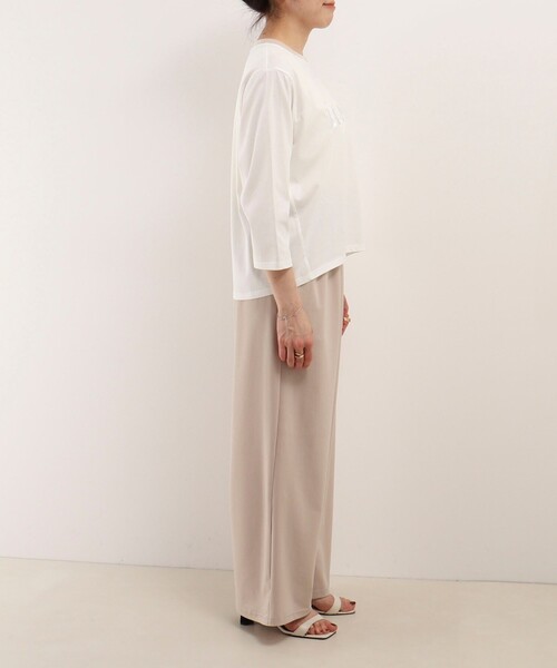 NOLLEY'S LIGHT（ノーリーズライト）の「チュール＋パールロゴTシャツ（Tシャツ/カットソー・レディース・オフホワイト/グレイッシュベージュ・38）」の4枚目の写真