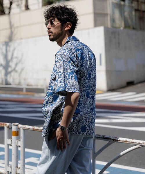 FREAK'S STORE(フリークスストア)の「インド製 リラックスフィット バティック柄プリント オープンカラーシャツ ショートスリーブ ツリー柄(シャツ/ブラウス・メンズ・ブルー/ブラウン・MEDIUM/LARGE)」の17枚目の写真