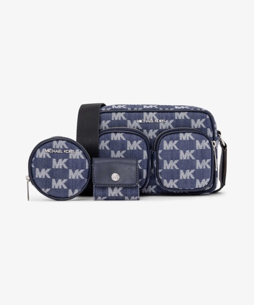 MICHAEL KORS(マイケルコース)の「JET SET ITEM クロスボディ ウィズ テックアタッチ ミディアム - MKシグネチャー(ショルダーバッグ・レディース・ブルー系・FREE)」の1枚目の写真
