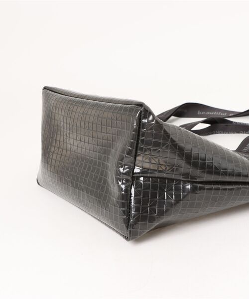 beautiful people(ビューティフルピープル)の「beautiful people plaid vinyl logo tape bag m 1515611970(ショルダーバッグ・レディース・クリア/ブラック・FREE)」の10枚目の写真