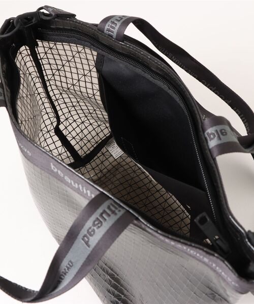 beautiful people(ビューティフルピープル)の「beautiful people plaid vinyl logo tape bag m 1515611970(ショルダーバッグ・レディース・クリア/ブラック・FREE)」の11枚目の写真