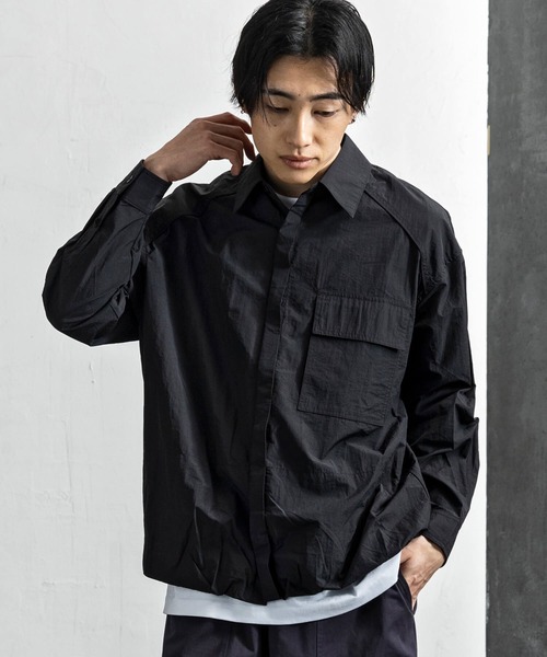 +CLOSET(プラスクローゼット)の「ポケット付き比翼シャツ(シャツ/ブラウス・メンズ・ブラック/サックスブルー・LARGE/MEDIUM/SMALL)」の2枚目の写真