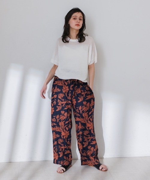 Bou Jeloud(ブージュルード)の「麻レーヨンボタニカルパンツ(その他パンツ・レディース・ブラウン/ブラック・38)」の5枚目の写真