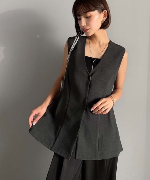 classicalelf(クラシカルエルフ)の「夏コーデを格上げ♪比翼デザイン麻調ペプラムジレベスト(ベスト・レディース・ベージュ/ブラック/チャコール/ブラウン・X-LARGE/SMALL/MEDIUM/LARGE)」の18枚目の写真